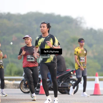 Runner Photo 6453442