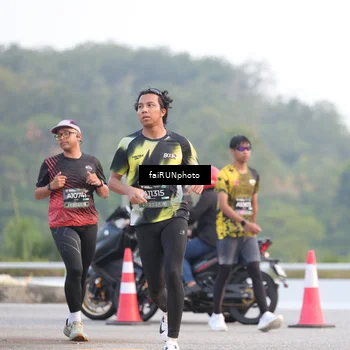 Runner Photo 6453445