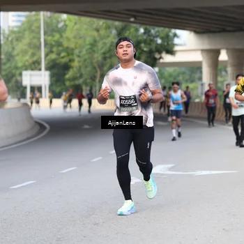 Runner Photo 6453447