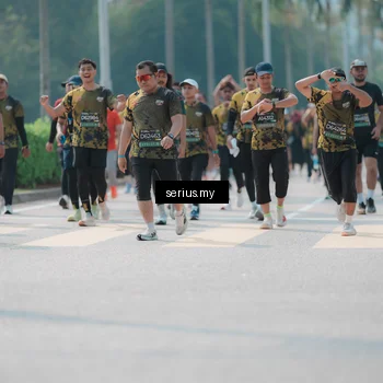 Runner Photo 6453460