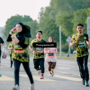Runner Photo 6453478