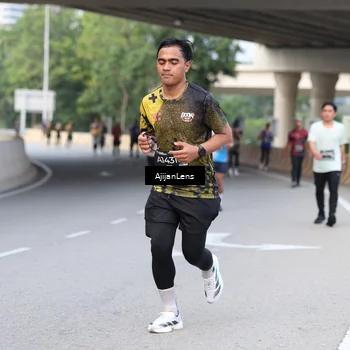 Runner Photo 6453480