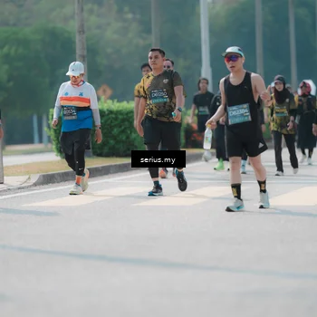 Runner Photo 6453498