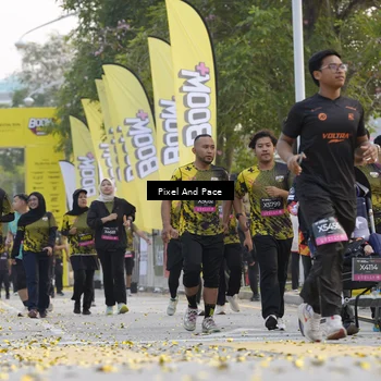 Runner Photo 6453513