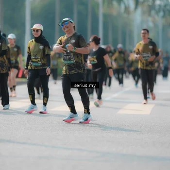 Runner Photo 6453550