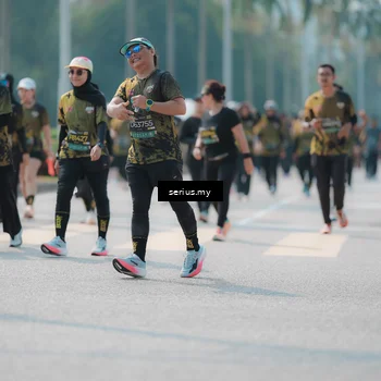 Runner Photo 6453552
