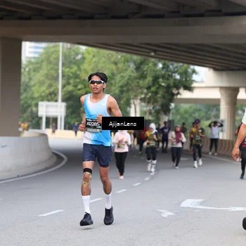Runner Photo 6453575