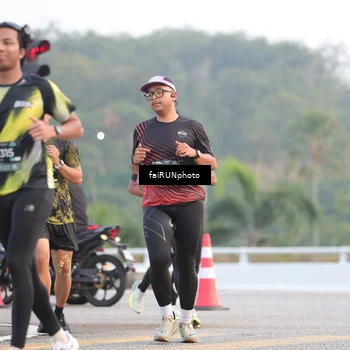 Runner Photo 6453585