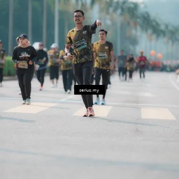 Runner Photo 6453594