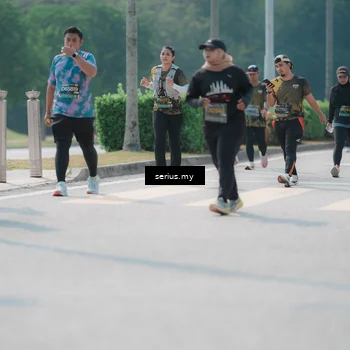Runner Photo 6453611