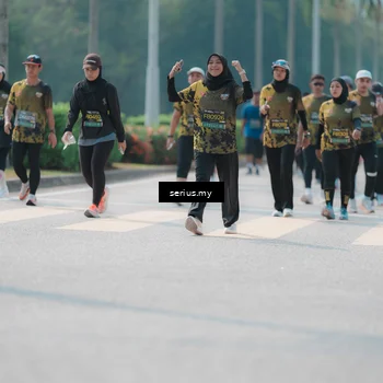 Runner Photo 6453660