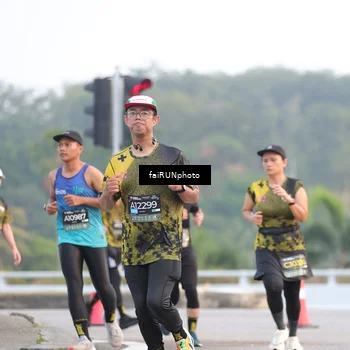 Runner Photo 6453687