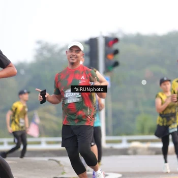 Runner Photo 6453691