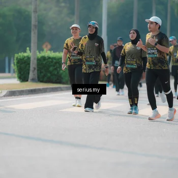 Runner Photo 6453698