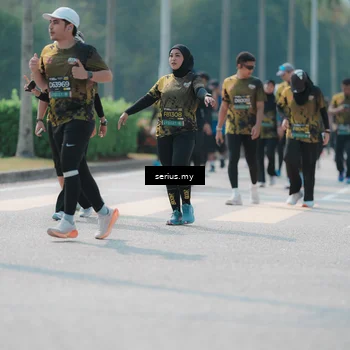 Runner Photo 6453711