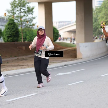 Runner Photo 6453712