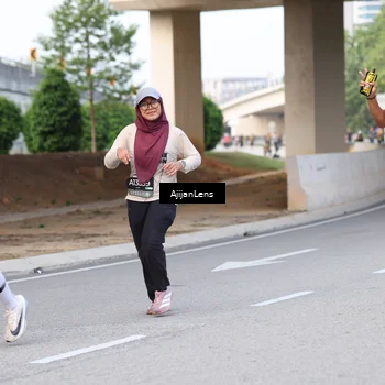 Runner Photo 6453714