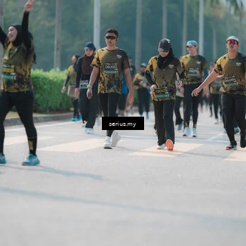 Runner Photo 6453741