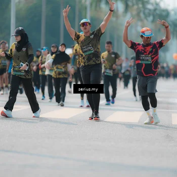Runner Photo 6453755