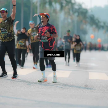 Runner Photo 6453785