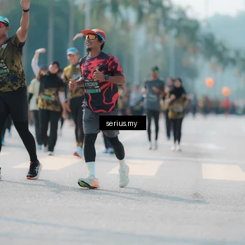 Runner Photo 6453788