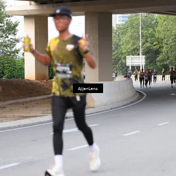 Runner Photo 6453792
