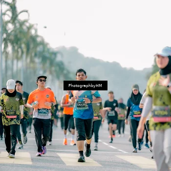 Runner Photo 6453823