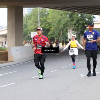 Runner Photo 6453845