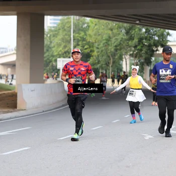 Runner Photo 6453856