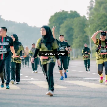 Runner Photo 6453895