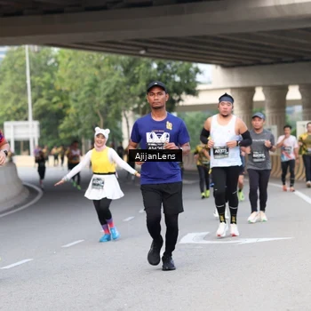 Runner Photo 6453896