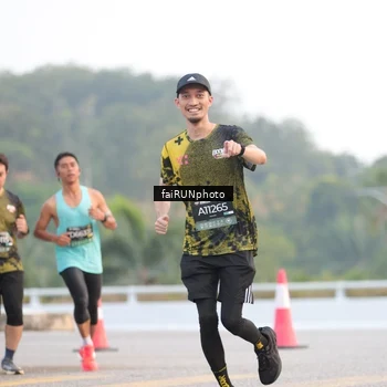 Runner Photo 6453905
