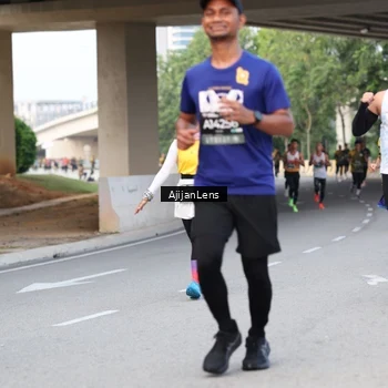 Runner Photo 6453921