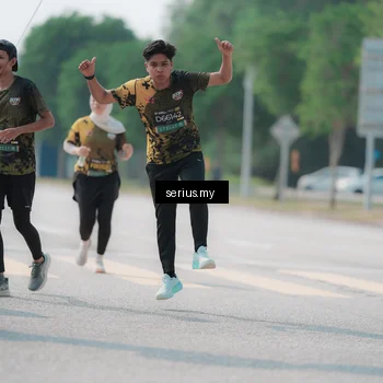 Runner Photo 6453999