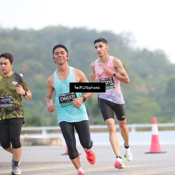 Runner Photo 6454001