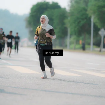 Runner Photo 6454013