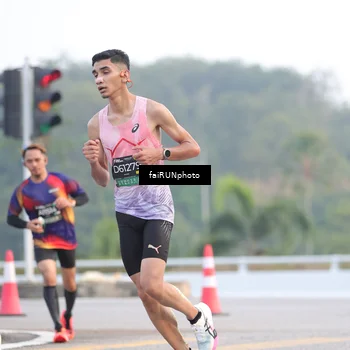 Runner Photo 6454034