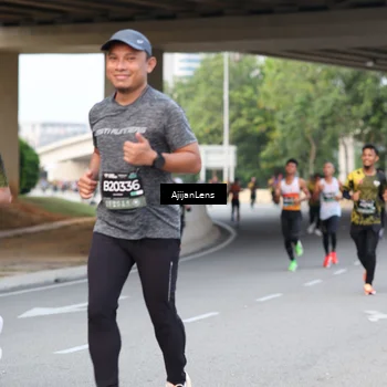 Runner Photo 6454035