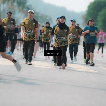 Runner Photo 6454041