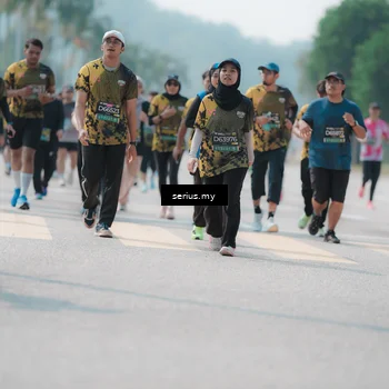 Runner Photo 6454045
