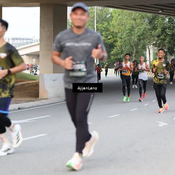 Runner Photo 6454073