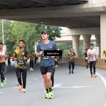 Runner Photo 6454088