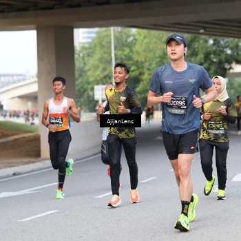 Runner Photo 6454096