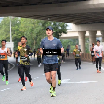 Runner Photo 6454108