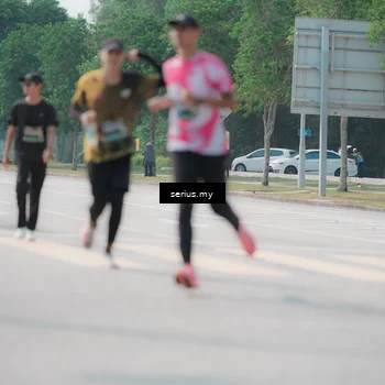 Runner Photo 6454112