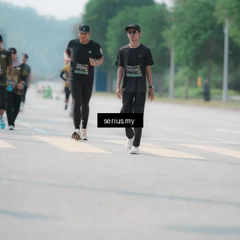 Runner Photo 6454119