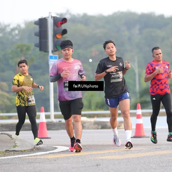 Runner Photo 6454125