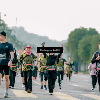 Runner Photo 6454155