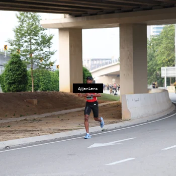 Runner Photo 6454173