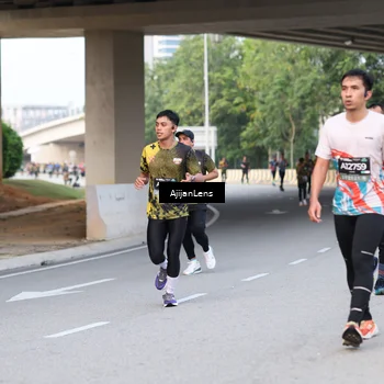 Runner Photo 6454204